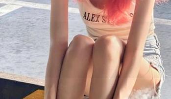 甜美少女带你逛998su，精彩瓜闻全收藏