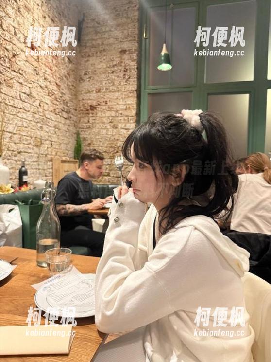 黑料不打烊app最新上线，黑料官网爆料不间断
