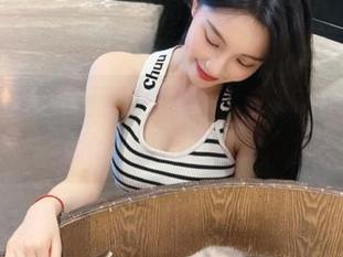 黑料不打烊tttzzz视频让妹子永不迷路吃瓜日常
